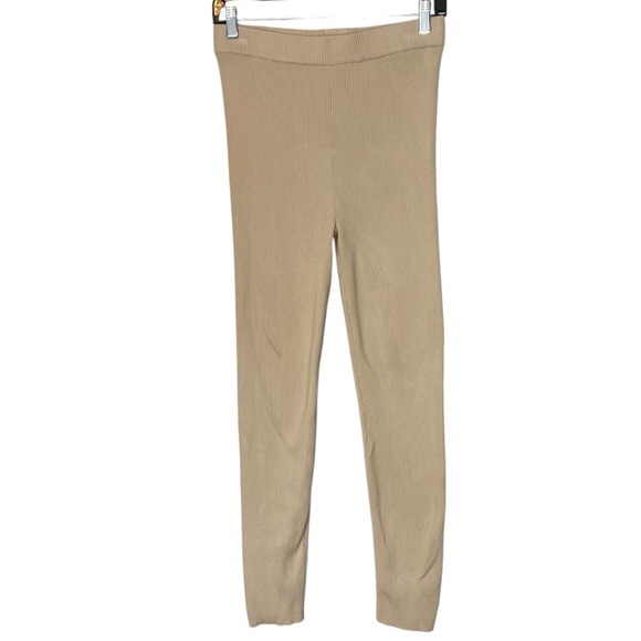 3/$30 Zara Beige Ribbed High Waisted Leggings Size L - Picture 2 of 11